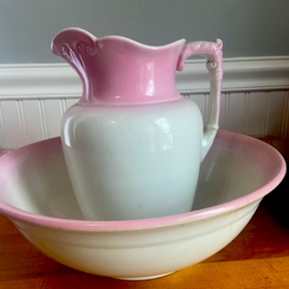 Antique Bowl and Pitcher circa 1840-1890 - Picture 1 of 3